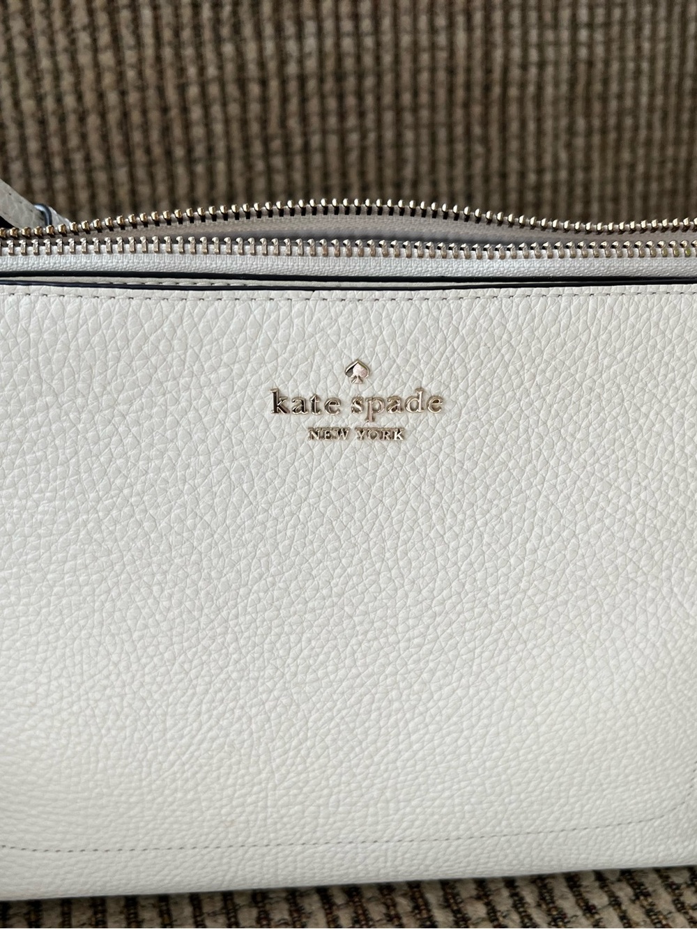 Leila Medium Crossbody -Meringue - Picture 9 of 12